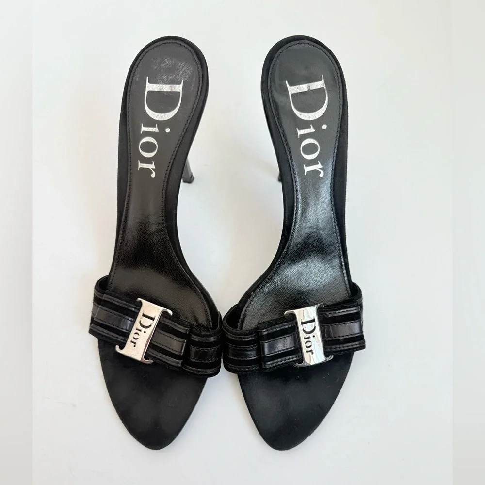 Christian Dior Y2K Black Leather Logo Plaque Kitten Heel Mules 39.5 Galliano Era